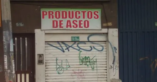 PRODUCTOS DE ASEO CARRERA 24 CON 10 PRODUCTOS DE ASEO CARRERA 24 CON 10